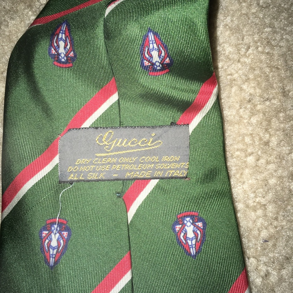 Gucci tie - Picture 2 of 2